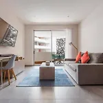 Luxury 2-Bed Apartment 200Mb Wifi Sauna Ac Gym