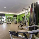 Luxury 2-Bed Apartment 200Mb Wifi Sauna Ac Gym