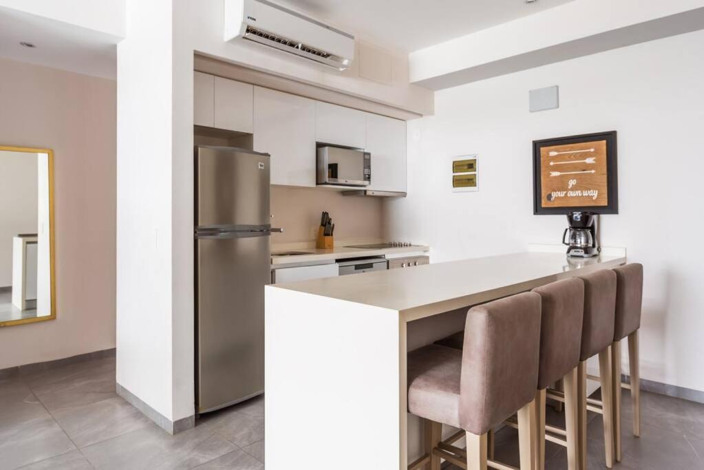 Apartamento Luxury 2-bed 200mb Wifi Sauna Ac Gym