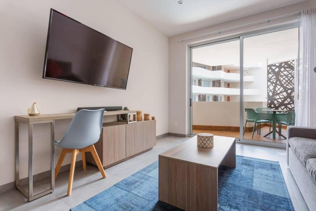 Apartamento Luxury 2-bed 200mb Wifi Sauna Ac Gym