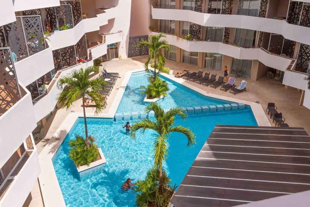 Luxury 2-bed 200mb Wifi Sauna Ac Gym Playa del Carmen